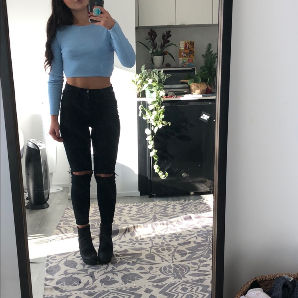 Cute Light Blue Long Sleeve Crop
